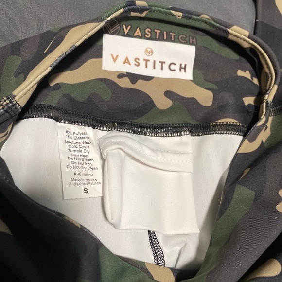 Patriotic Camo Leggings - Picture 4 of 6